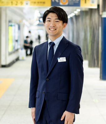 運輸営業 岸本 健一
